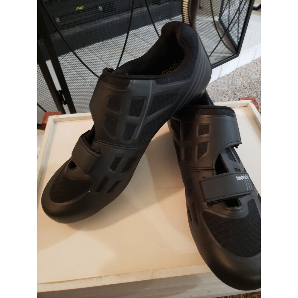 Gavin Bike Mesh Cycling Bike Shoes 44 EU Mens Sz 10, Womens Sz 11 Triathlon Bk